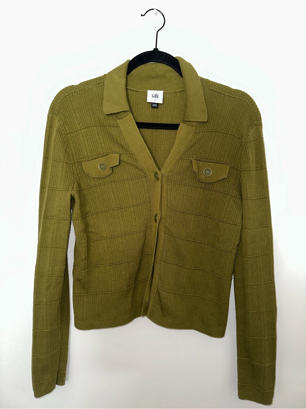 Olive Green Button-Up Ribbed Cardigan - Picture 2 of 6